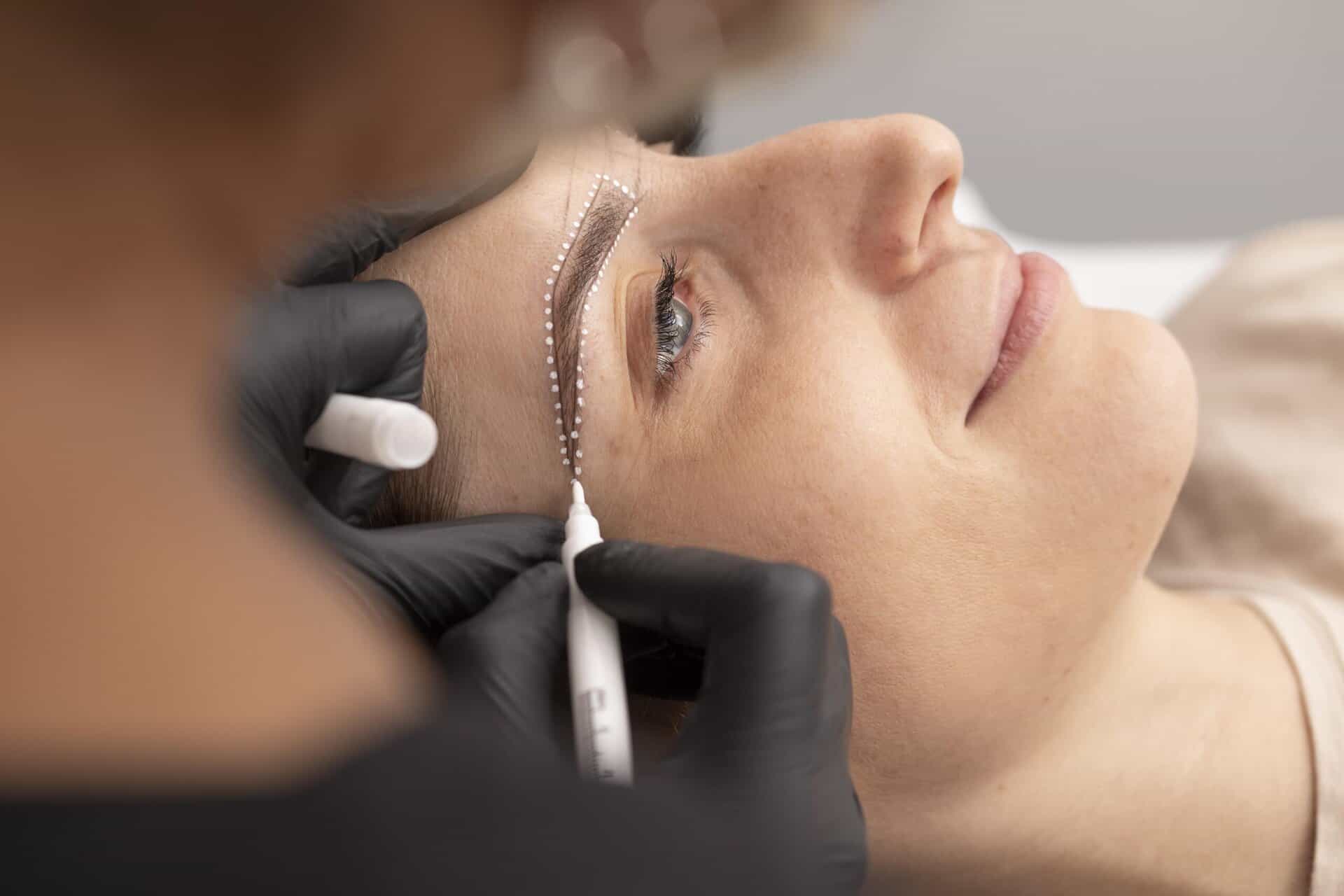woman-going-through-microblading-treatment for transplant