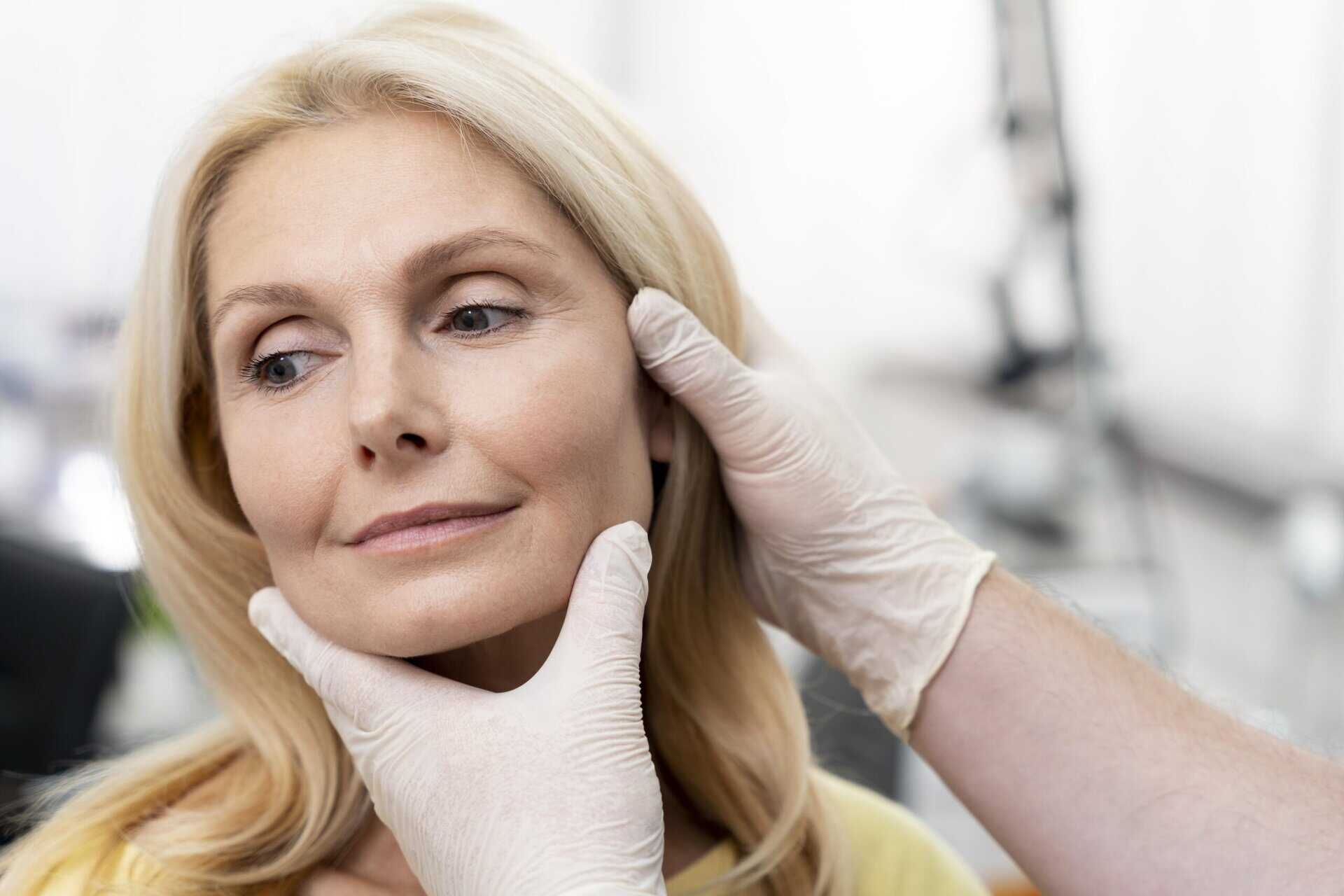 Women having skin tightening treatment